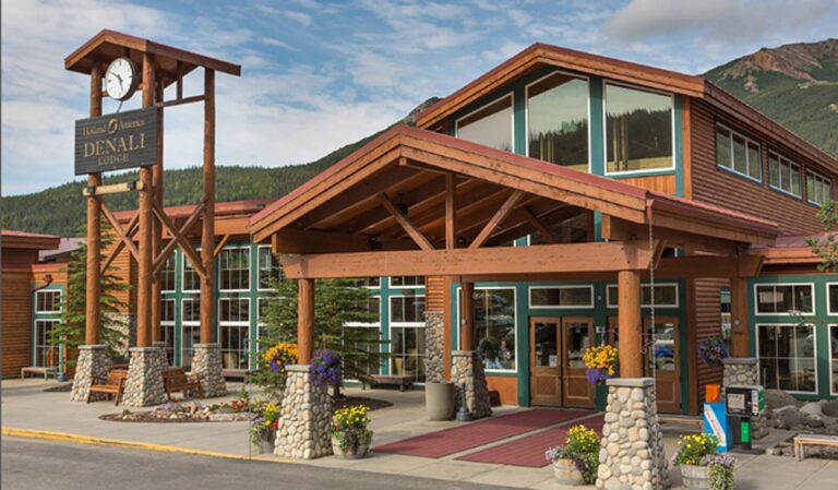 American Ridge Line Chalet Hotels: Ultimate Alpine Guide