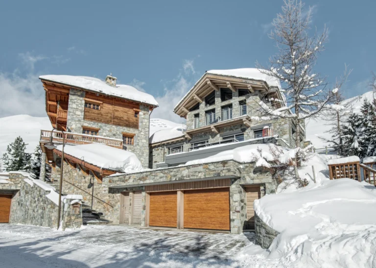 How to Avoid Chalet Hotels Altitude Risks: Ultimate Alpine Guide