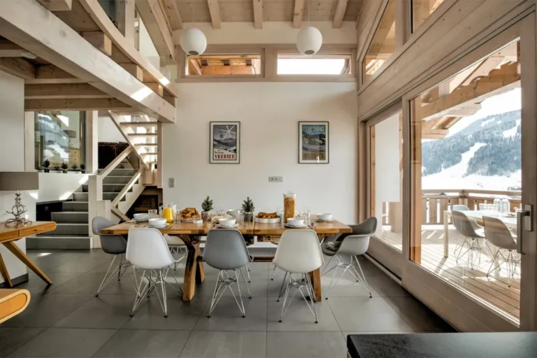 How to Reduce Chalet Hotels Dining Expenses: Ultimate Alpine Guide